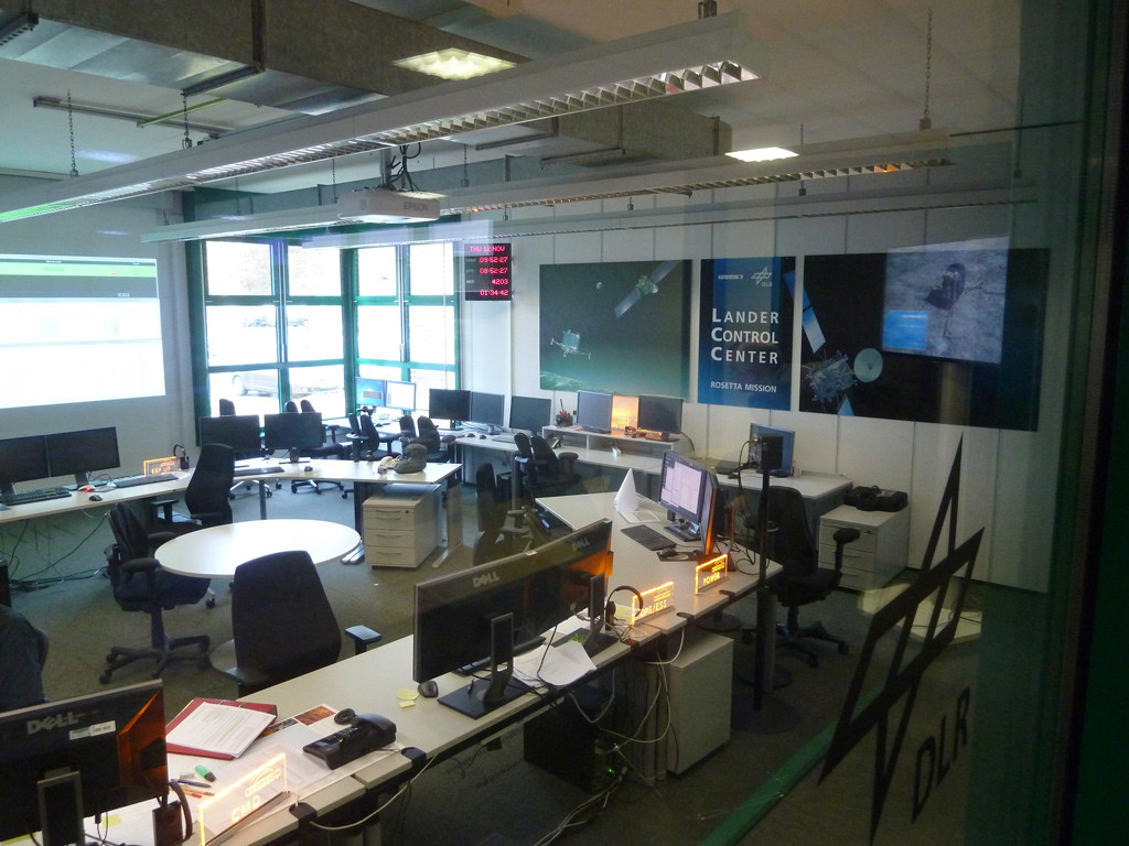 Lander Control Center (LCC)