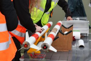 CanSat Deutschland 2017: Bestückung der Raketen